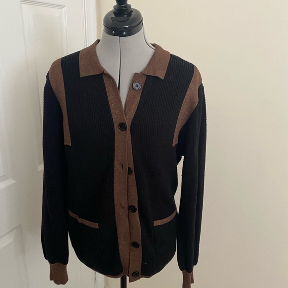 The Lynk Collared Cardigan - Picture 1 of 6